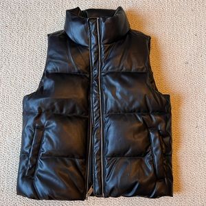Black Hollister Puffer Vest
